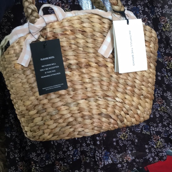 NWT FAITHFULL THE BRAND HANDMADE WOVEN ROBERTA BAG - Picture 3 of 5